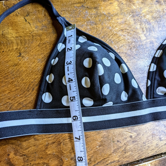 Kate Spade Swim Suit Top. Size M. NWT. - Picture 4 of 7